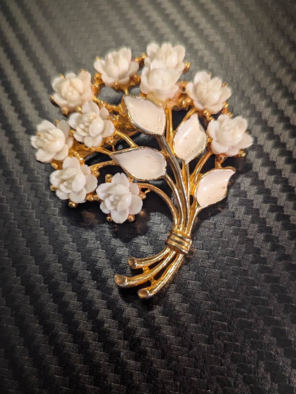 White Floral Bouquet Brooch - Gold Tone Womens Jewelry